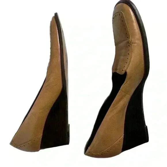 Etienne Aigner Women's Brown Leather Slip-On Wedge Heels Square Toe Size 9 - Picture 13 of 16